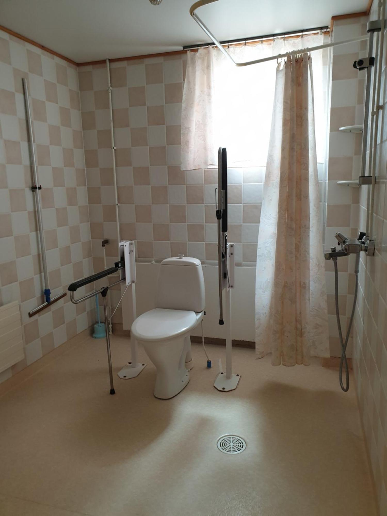 Vanha Koulu Suolahti Szoba fotó